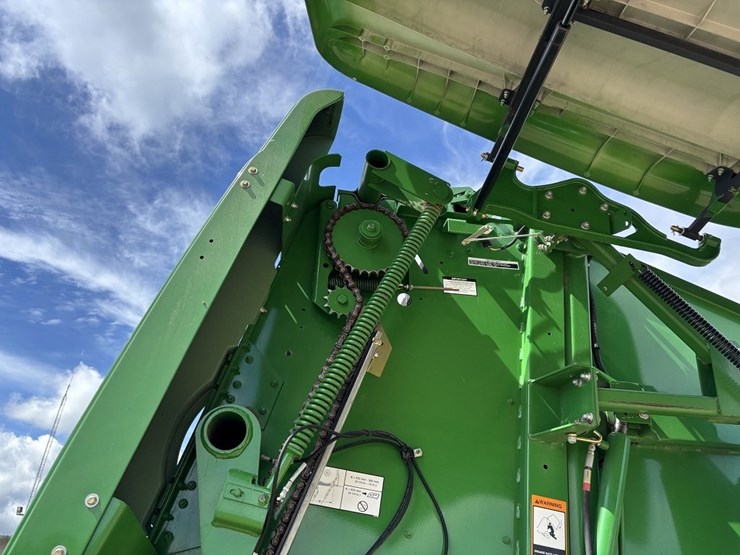 john-deere-569-premium-image-25