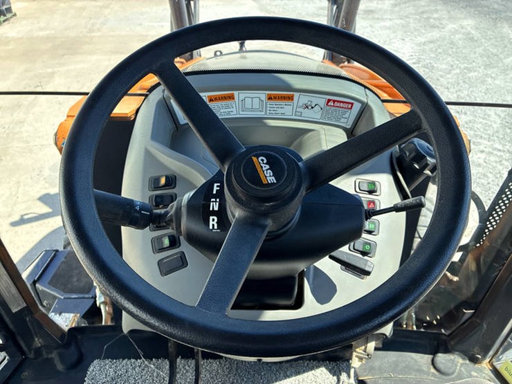 2019-case-580sn-image-76