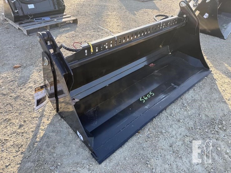 skid-steer-4-in-1-bucket-image-1