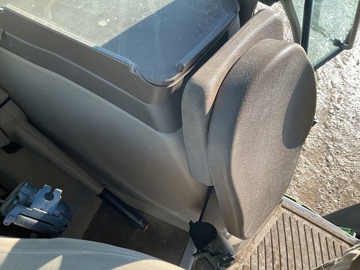 john-deere-7530-premium-image-36