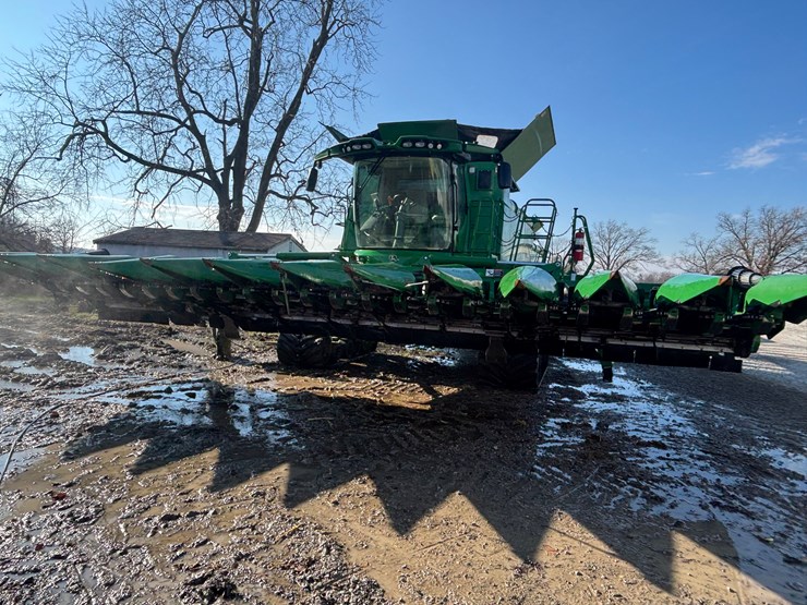 #1561-•-2022-john-deere-c12fc-image-10