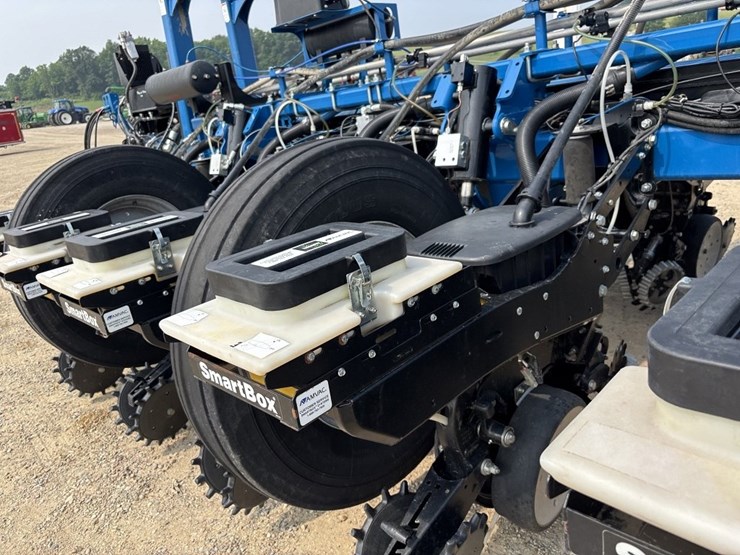 kinze-4900-image-49