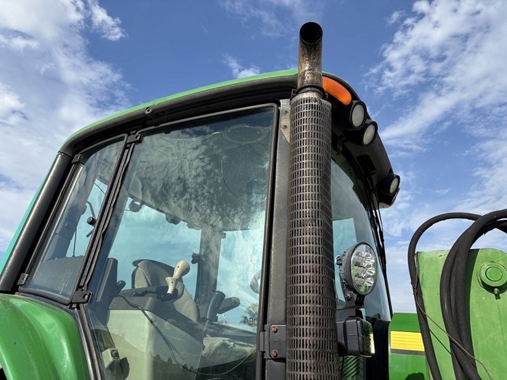 john-deere-7320-image-42