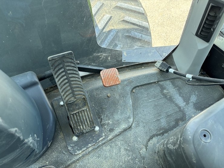 claas-xerion-5000-image-52