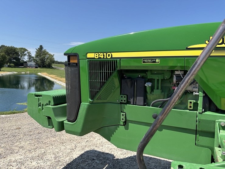 john-deere-8410t-image-45