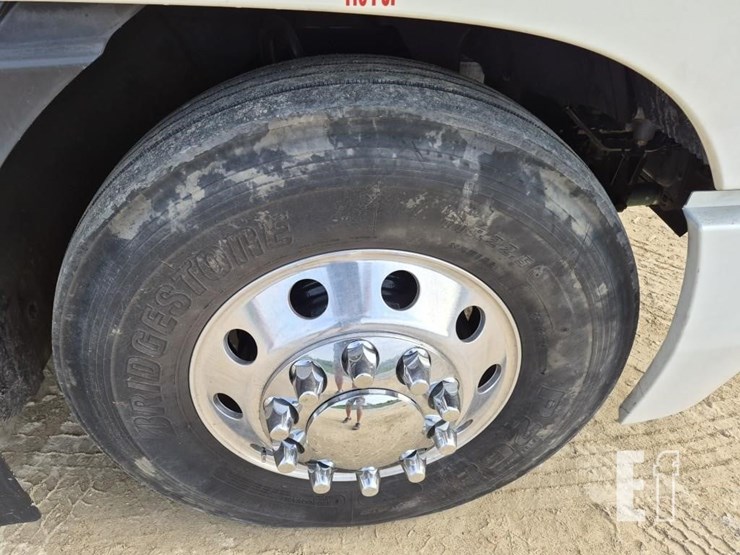 2024-mack-anthem-64t-image-6