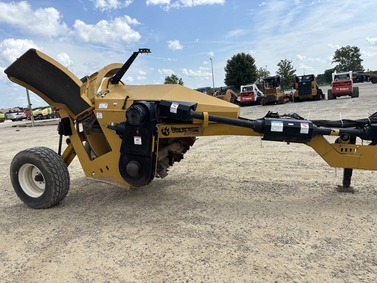 dynamic-wolverine-pull-type-ditcher-image-8