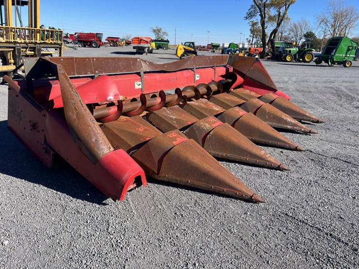 case-ih-1064-image-7