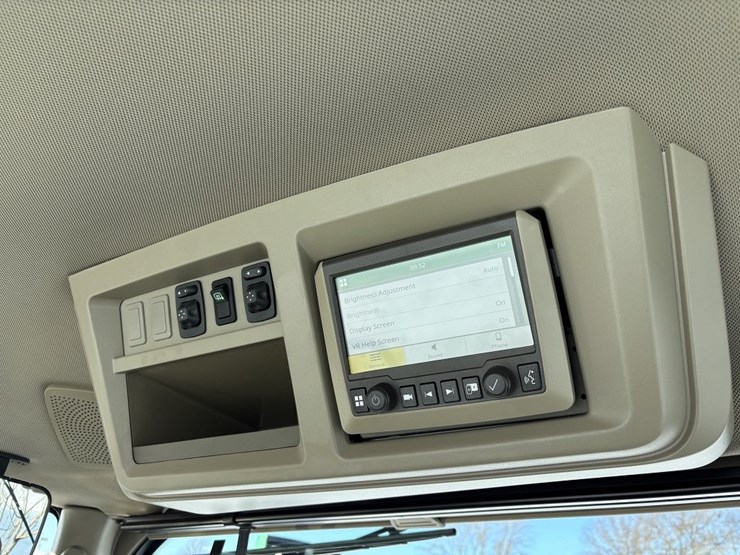 john-deere-8r-410-image-49