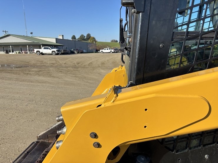 caterpillar-259d3-image-33