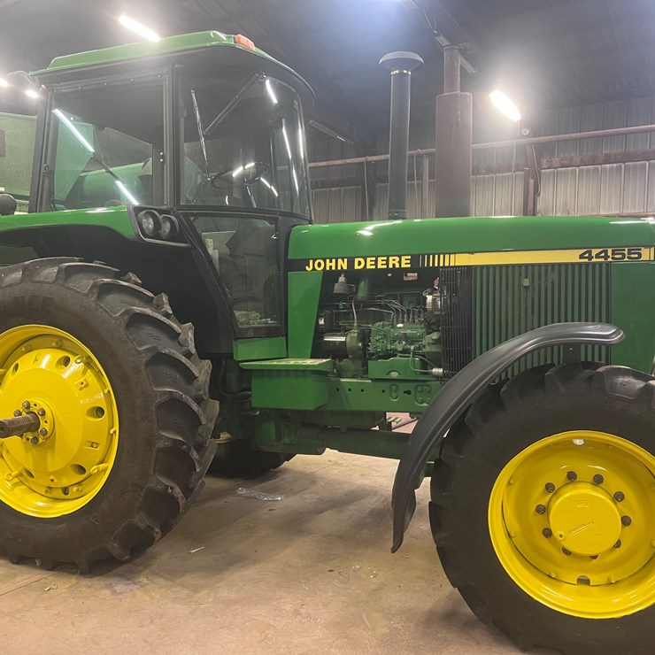 JOHN DEERE 4455