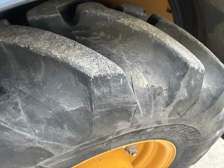 caterpillar-906m-image-49