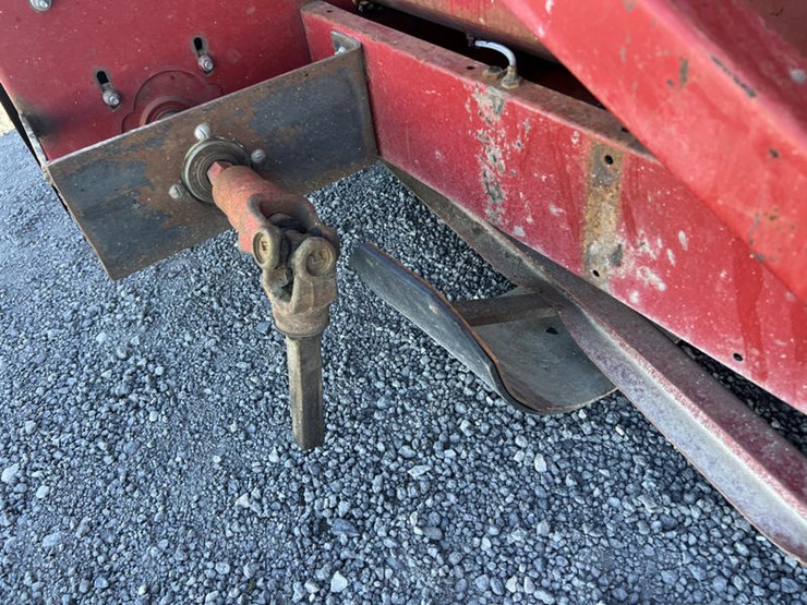 case-ih-1064-image-17
