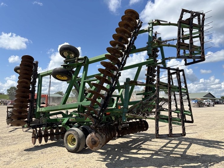 john-deere-637-image-3