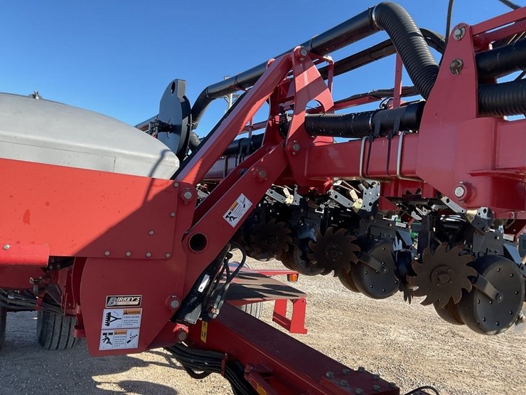 case-ih-1200-image-23