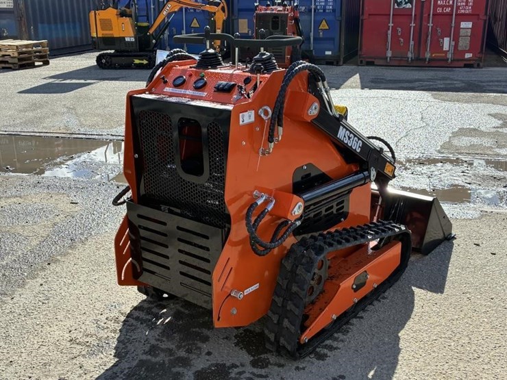 2025-mms-36c-skid-steer-track-loader-image-3