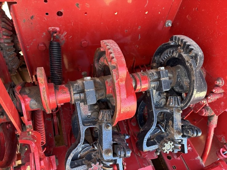 case-ih-sb541c-image-30