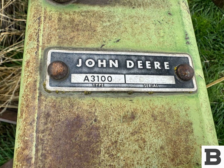 john-deere-3100-image-9