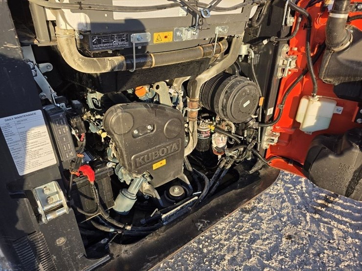 2024-kubota-sv175-3-track-skidsteer-image-25