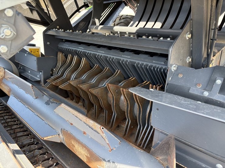 2018-claas-quandrant-5300rf-large-square-baler-image-15