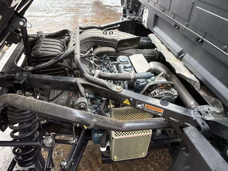 2024-bobcat-uv34-image-18