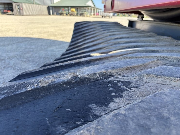 caterpillar-36-image-14