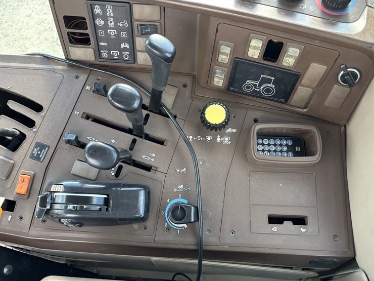 john-deere-7320-image-56