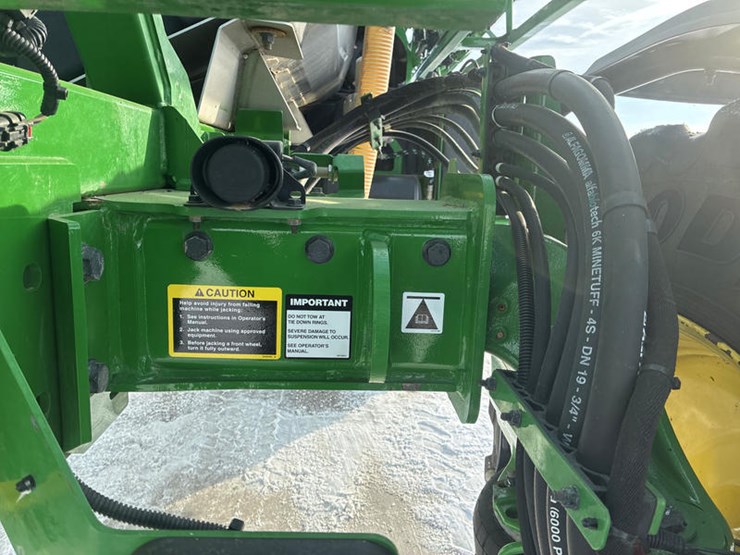 john-deere-r4038-image-63