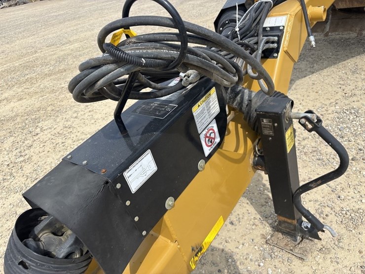 dynamic-wolverine-pull-type-ditcher-image-12