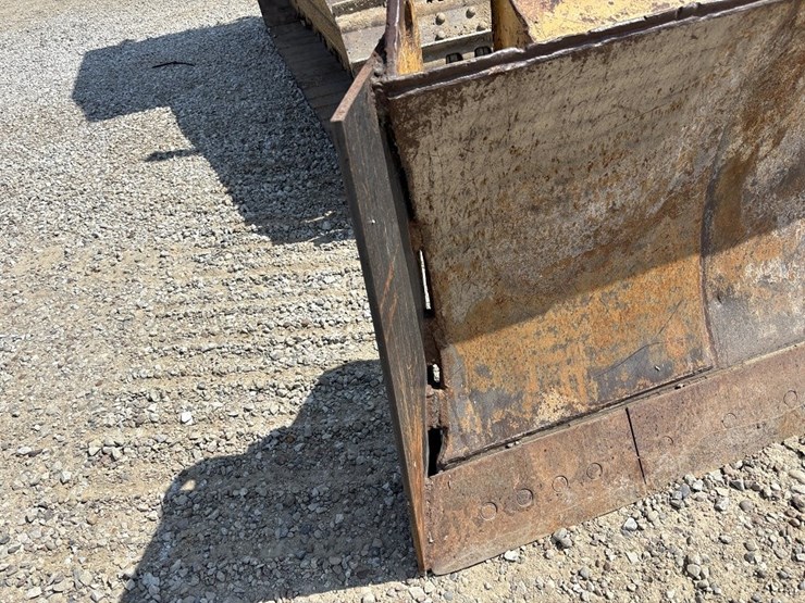 caterpillar-d5m-image-9