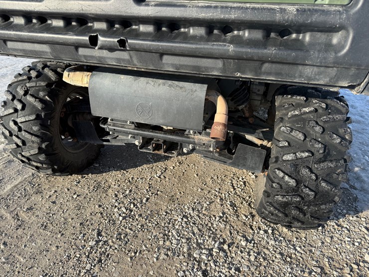 john-deere-835-image-12