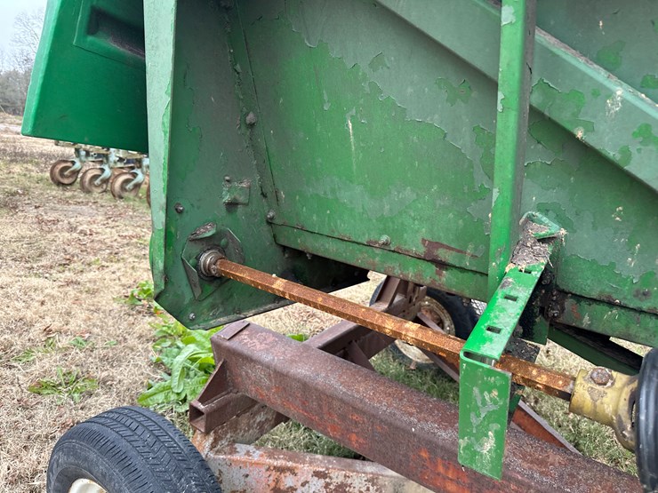 john-deere-644-image-12