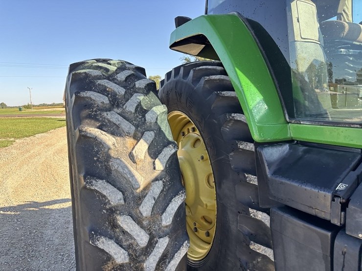 john-deere-8200-image-17