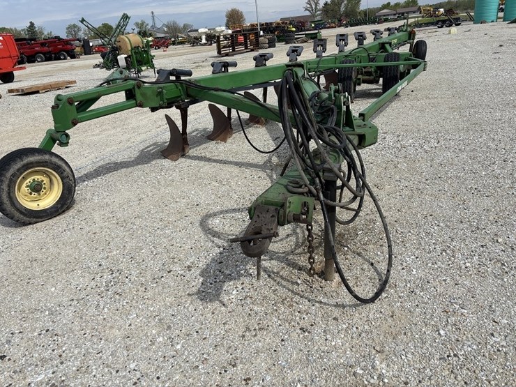 john-deere-3710-image-2