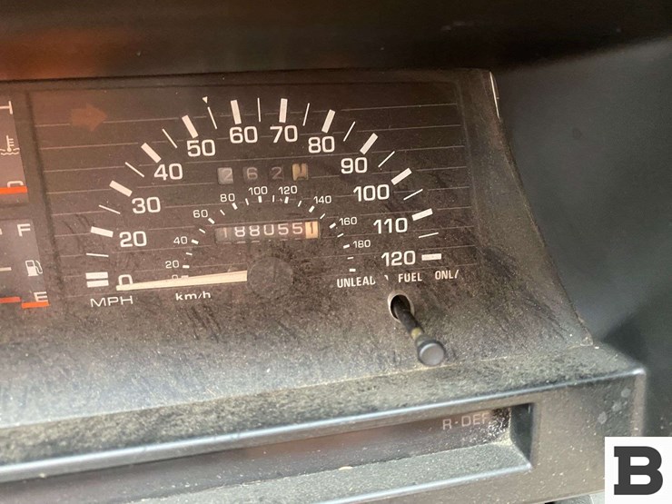 1983-mazda-626-coupe---non-running-vehicle-image-12