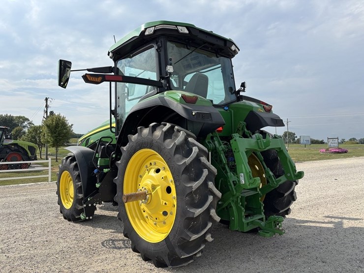 john-deere-8r-250-image-3