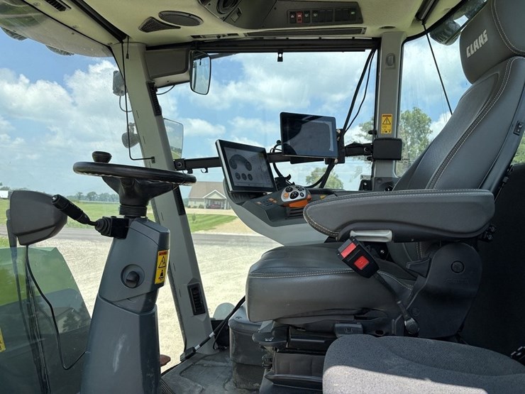 claas-xerion-5000-image-46