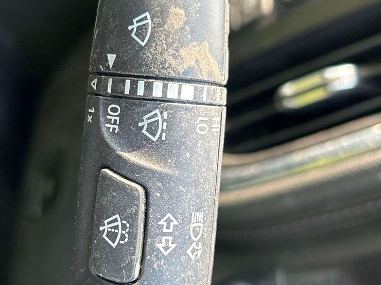 2021-chevrolet-silverado-1500-image-15