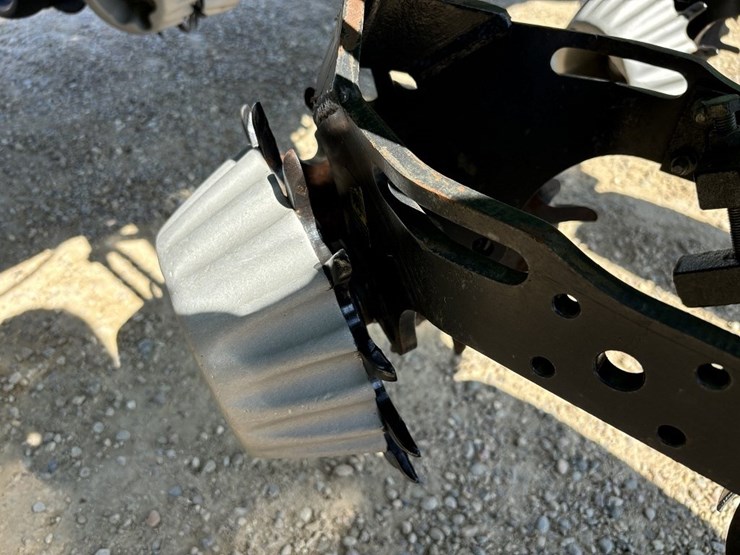 2017-john-deere-1775nt-image-54