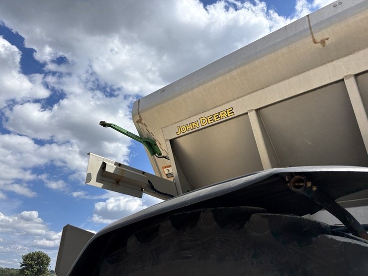 john-deere-600r-image-30