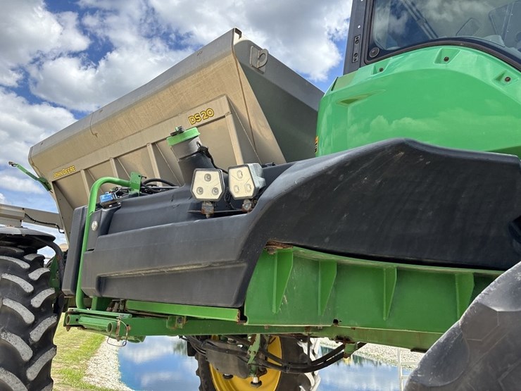 john-deere-600r-image-17