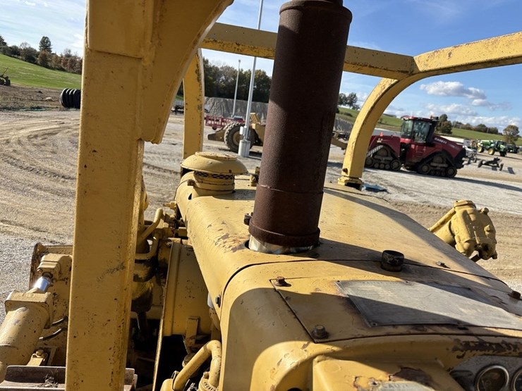 caterpillar-d7-image-53