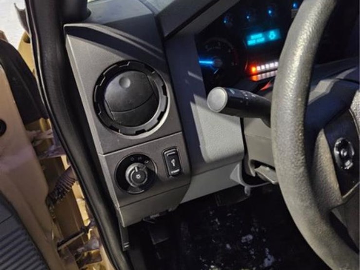 2011-ford-f450-image-19