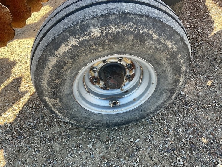 case-ih-340-image-18