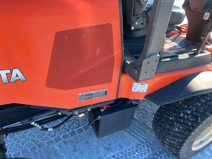 2018-kubota-f3990-image-19