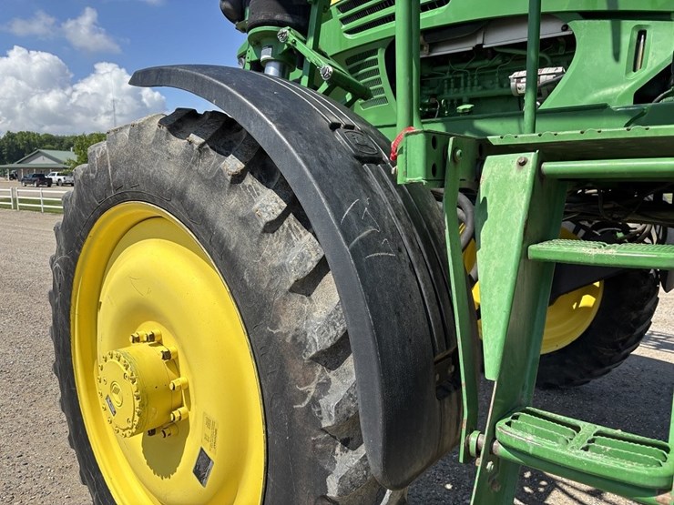 john-deere-4720-image-42