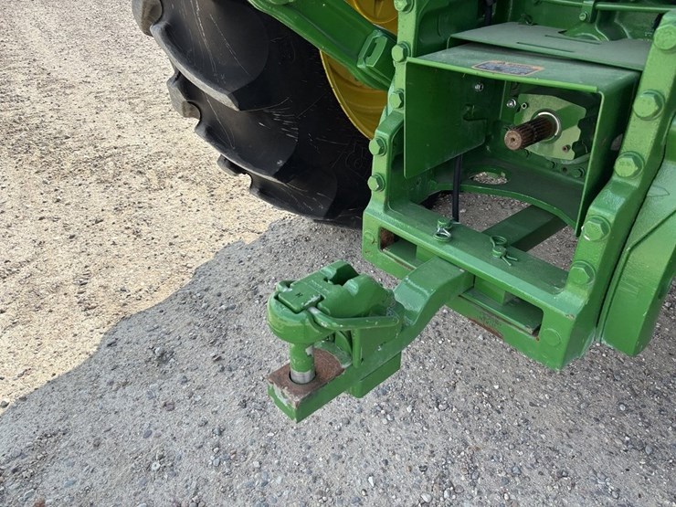 john-deere-8r-250-image-22