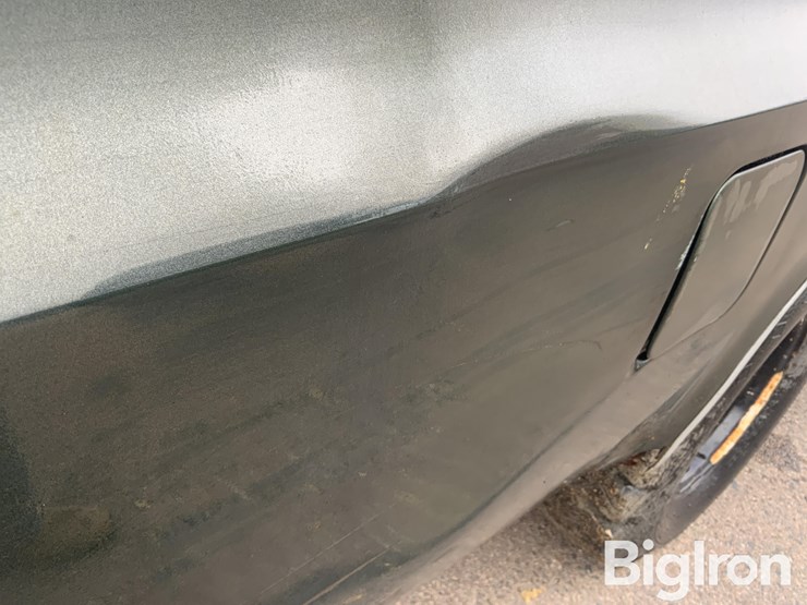 chevrolet-suburban-image-19