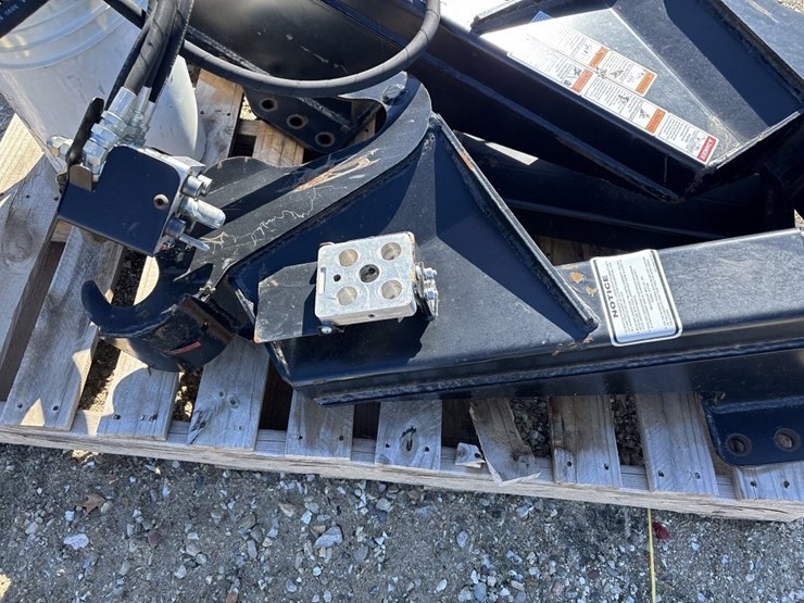 john-deere-6100-image-28