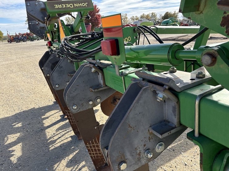 john-deere-2100-image-20